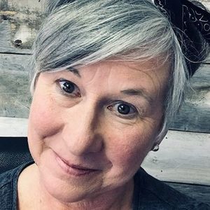 Meet your Posher, Sheila